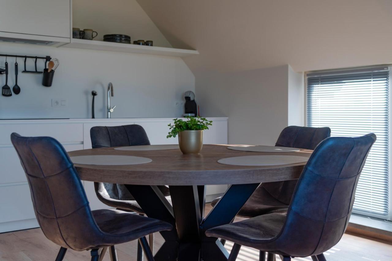De Weldoeninge Villa Wingene Bagian luar foto